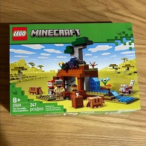LEGO Minecraft Armadillo Adventure Set - Green and Brown